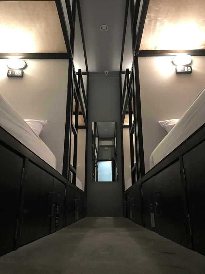 Nine Dollar Hostel Легиан Экстерьер фото